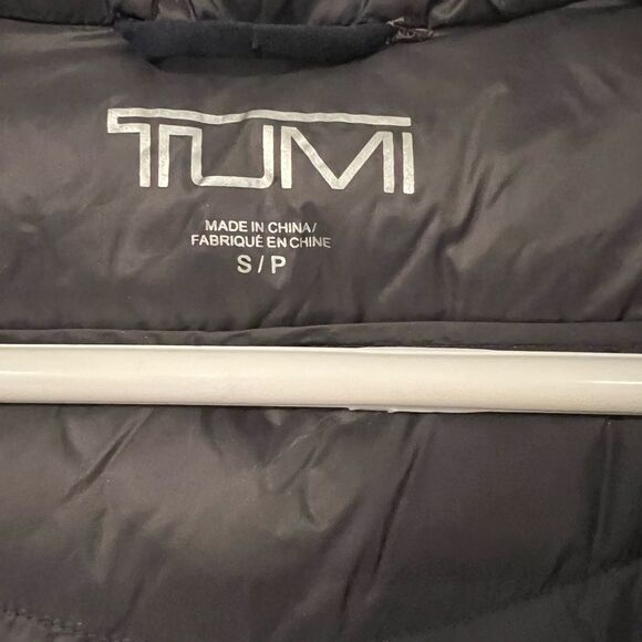 Tumi Men’s Nano Packable Puffer Jacket - Picture 2 of 5